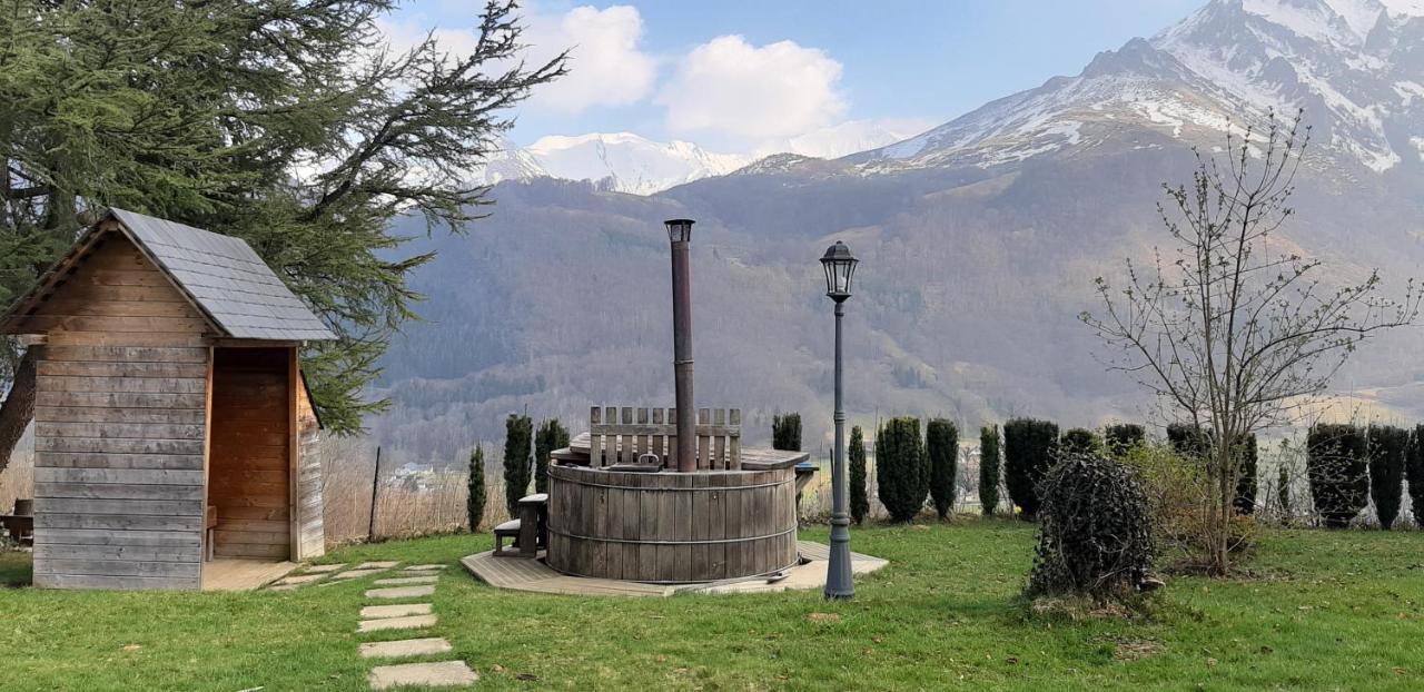 gîte le couraduque Arrens-Marsous Extérieur photo